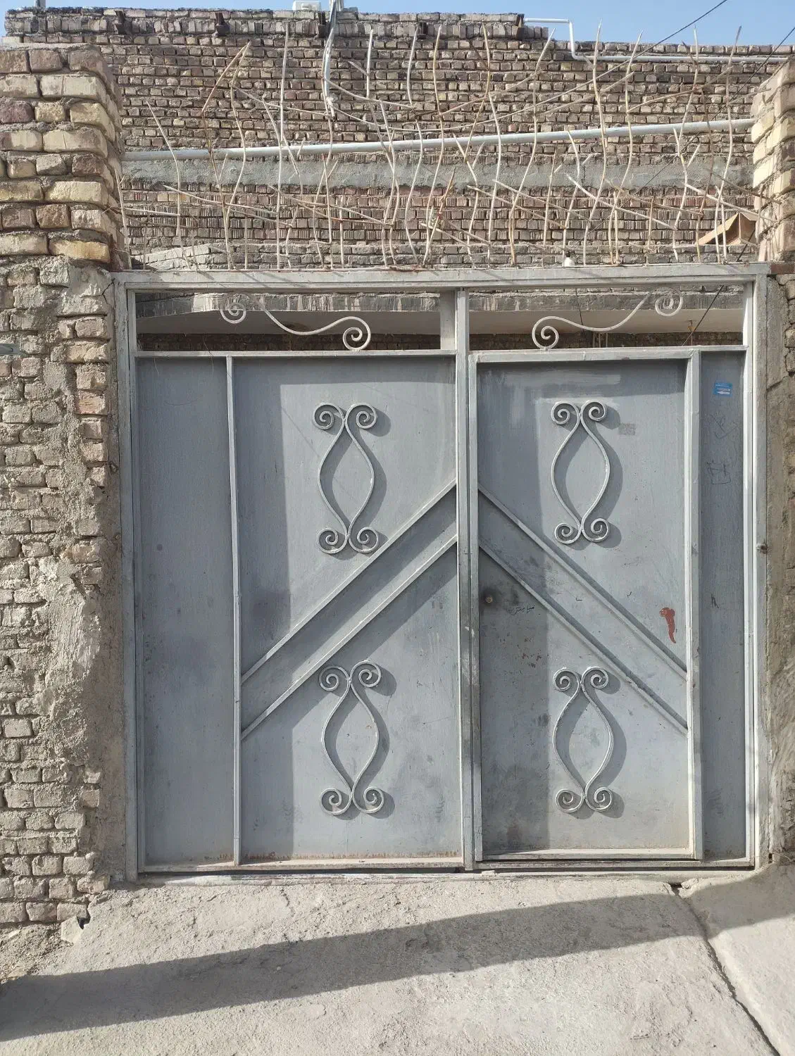 درب حیاط|مصالح و تجهیزات ساختمان|زابل, |دیوار