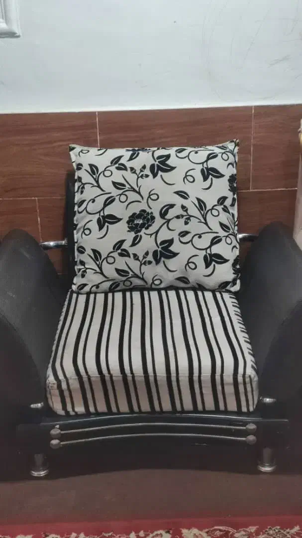 فروش جاروبرقی ومبل پنج نفره وزیر تلوزیونی|جاروبرقی، جارو شارژی، بخارشو|جم, |دیوار