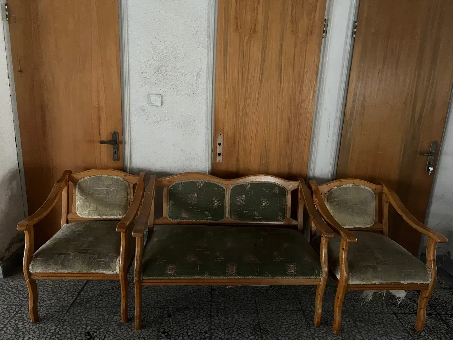 مبل و راحتی مناسب ویلا و خانه باغ|مبلمان خانگی و میز عسلی|قائم‌شهر, |دیوار