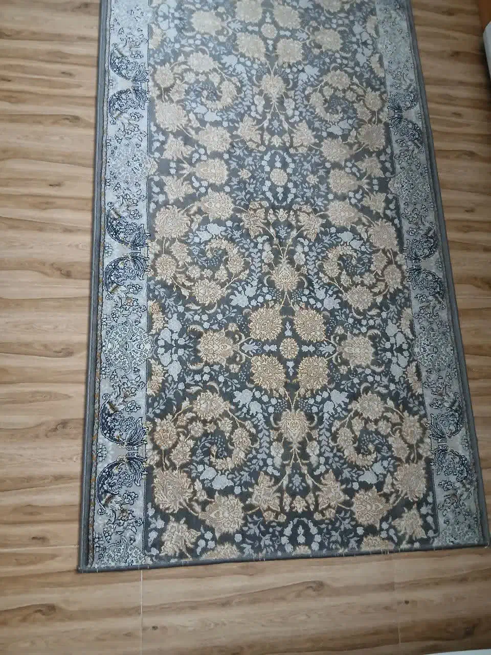 فرش یک در دو نیم تمیز و نو|فرش|تهران, هفده شهریور|دیوار