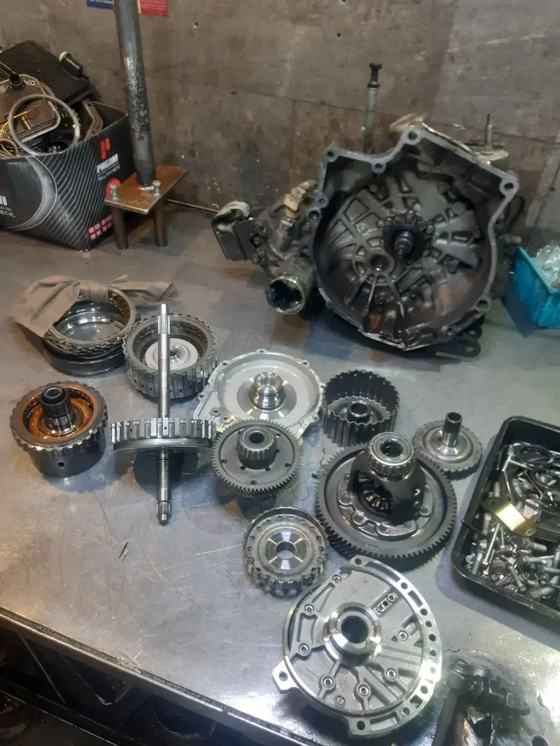 تعمیرات موتور و گیربکس های دستی و اتوماتیک|خدمات موتور و ماشین|بجنورد, |دیوار