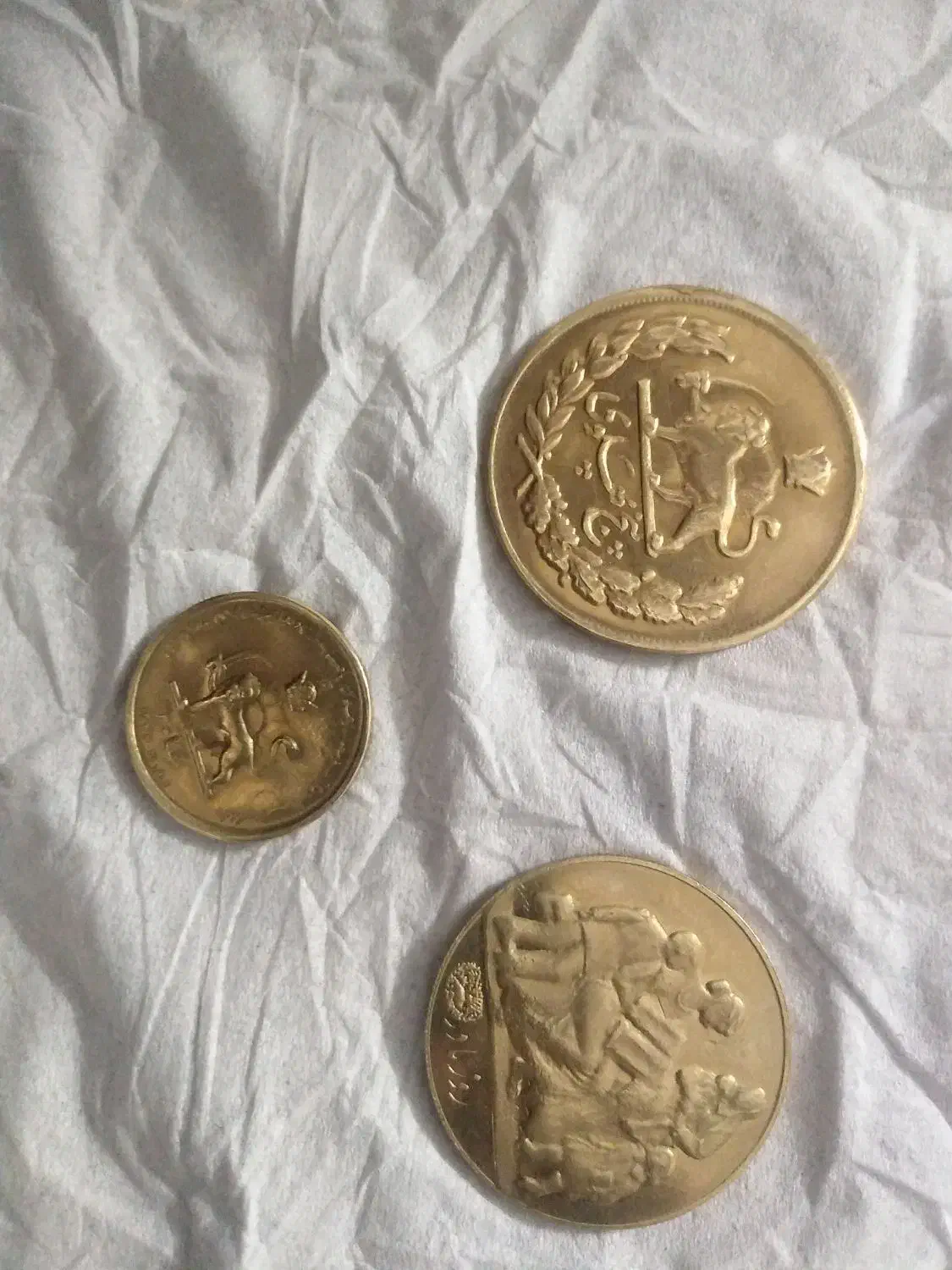 سکه شاهی ضرب1 کیفیت درجه 1|کلکسیون سکه، تمبر، اسکناس|نیشابور, خط کاشمر|دیوار