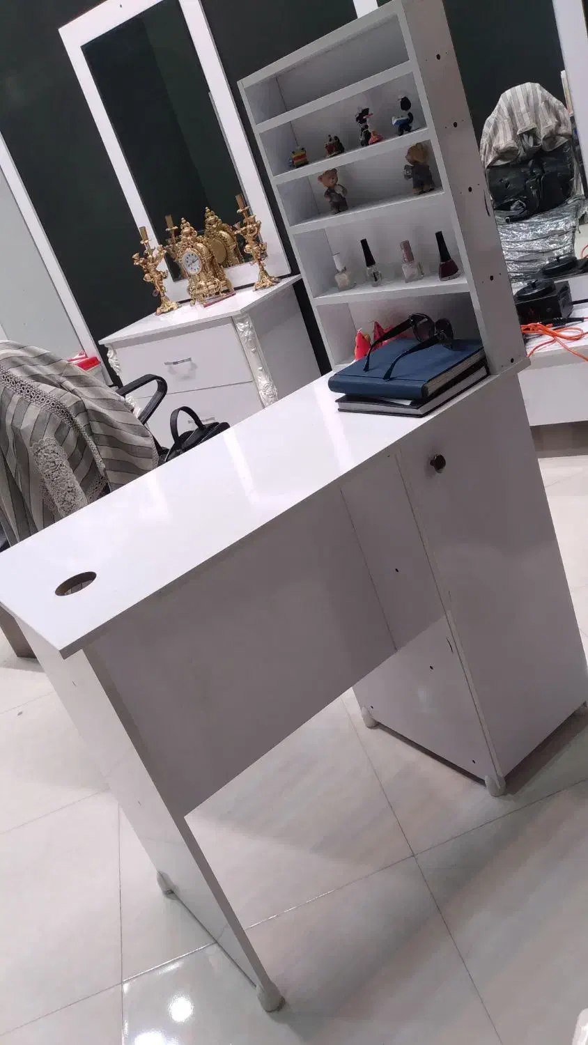 میز تحریر/میز ناخن/میز کار|میز تحریر و کامپیوتر|شیروان (خراسان), |دیوار