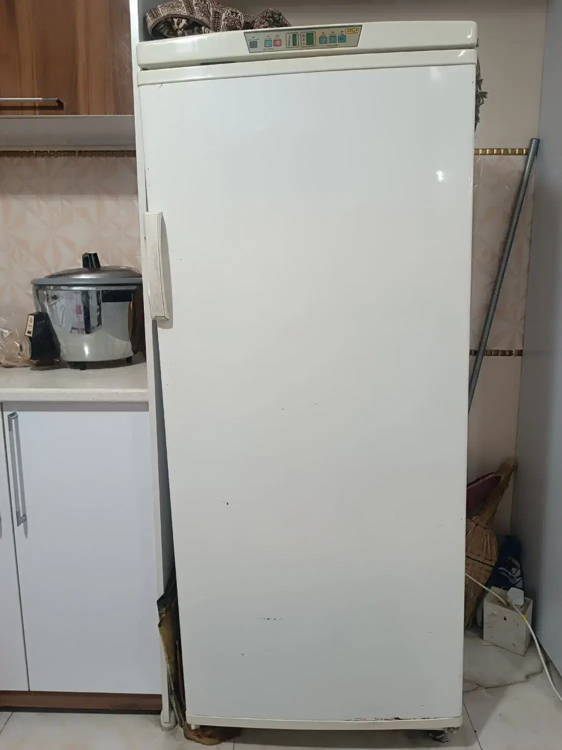 فروش یخچال|یخچال و فریزر|بم, |دیوار