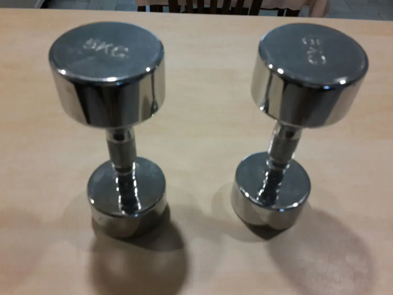 دوجفت دمبل 7 و ده کیلوئی|تجهیزات ورزشی|تهران, میرداماد|دیوار