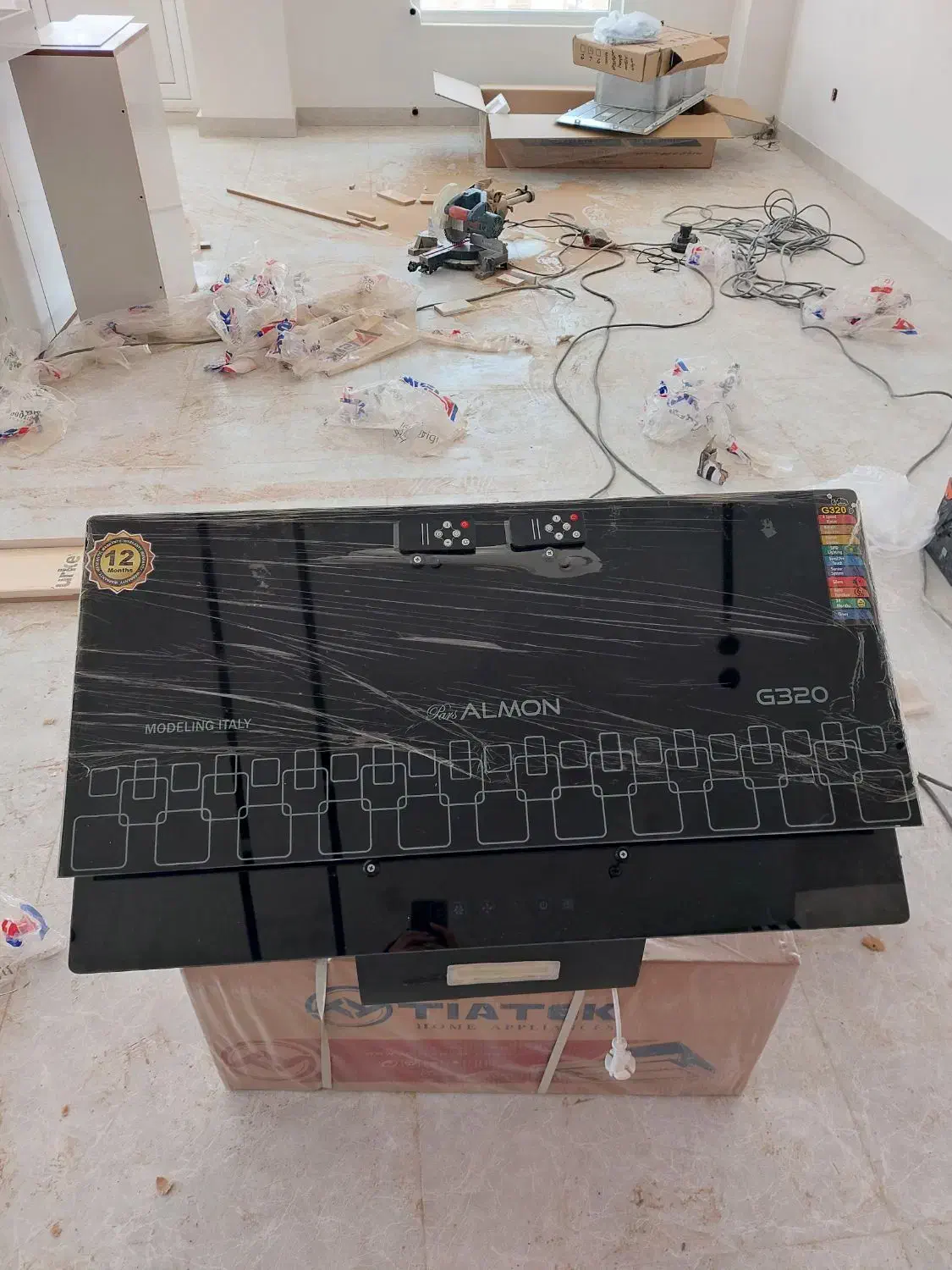 هود نو|هود|همدان, |دیوار