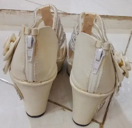 کفش مجلسی‌ نو و بسیار شیک|کیف، کفش، کمربند|محمدیه-قزوین, |دیوار