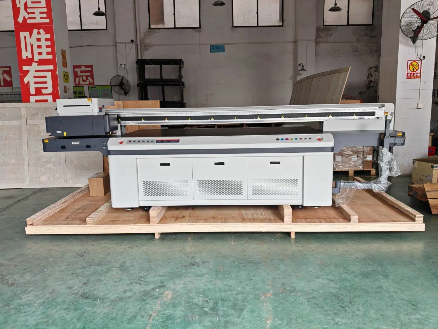 چاپ فلت بد UV 1325|ماشین‌آلات صنعتی|اصفهان, ارغوانیه|دیوار