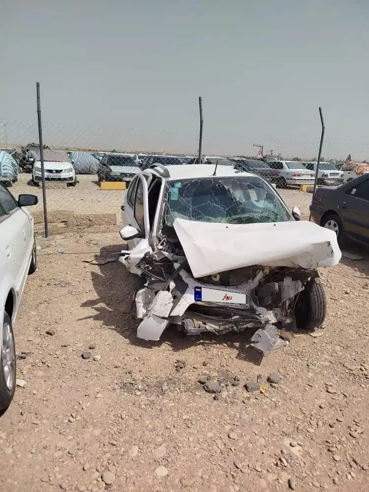 کوییک تصادفی|خودرو سواری و وانت|مهران (ایلام), |دیوار