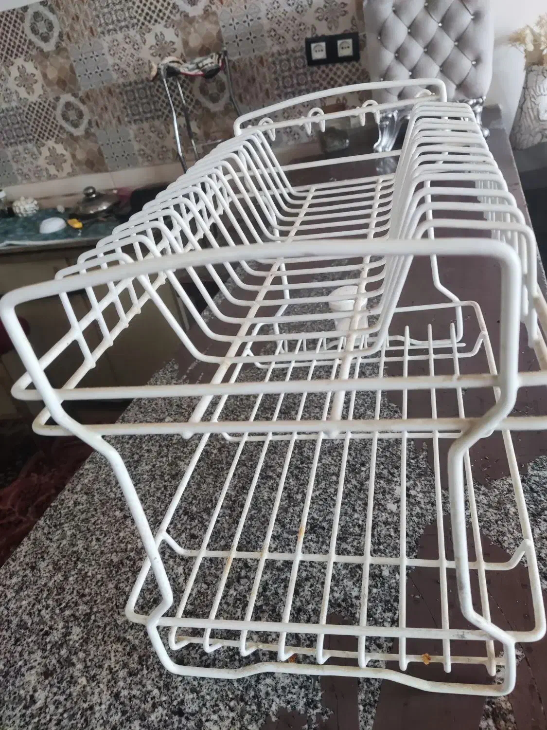 جاظرفی|آب‌چکان و نظم‌دهنده ظروف|بوژگان, |دیوار