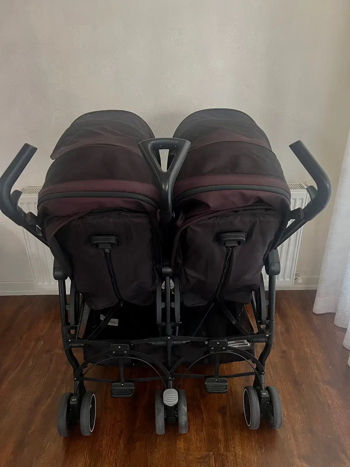 کالسکه خارجی مکسی کوزی دوقلو|کالسکه و لوازم جانبی|اصفهان, چرخاب|دیوار