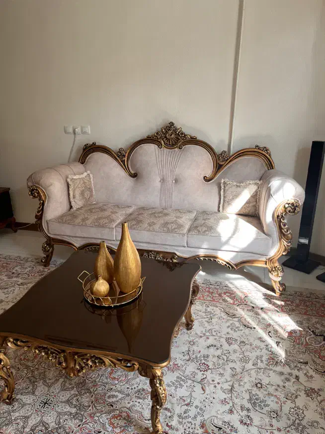 مبل ۹ نفره و نهارخوری ۸ نفره چوب راش گرجستان|مبلمان خانگی و میز عسلی|شاهین‌شهر, طالقانی|دیوار