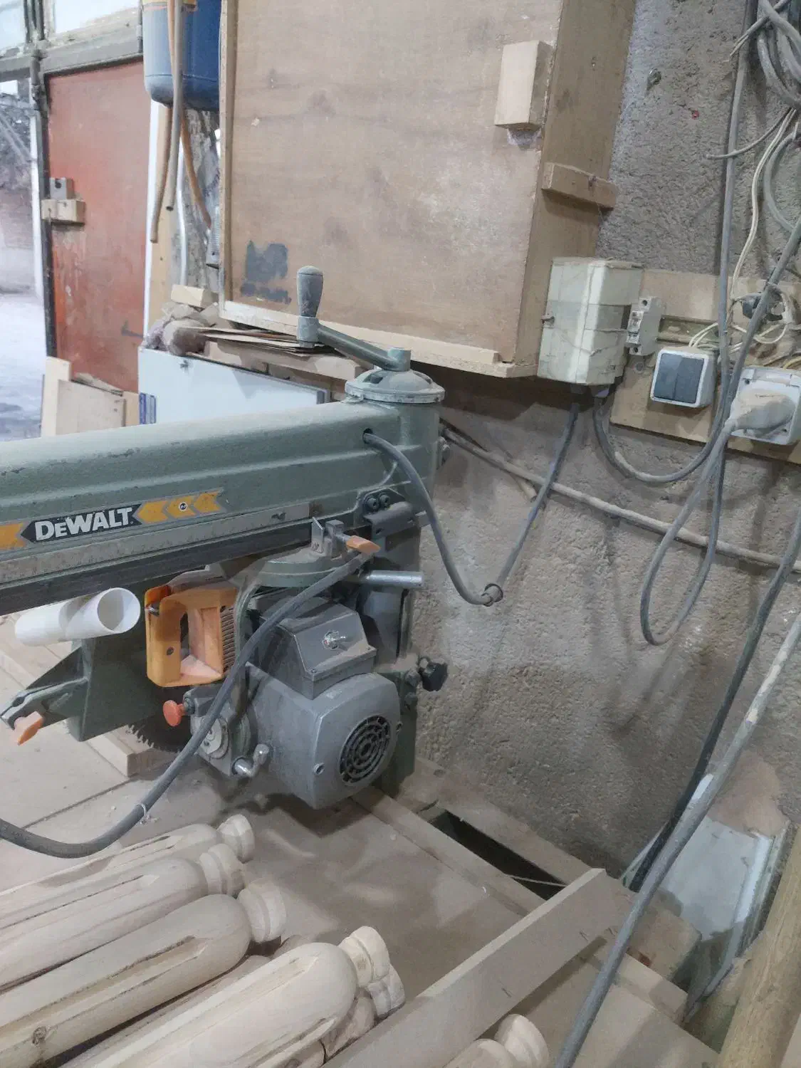 اره کشویی برند دیوالت ایتالیا اصلی کامل فابرک3فاز|ماشینآلات صنعتی|پاکدشت, پاکدشت (مامازند)|دیوار