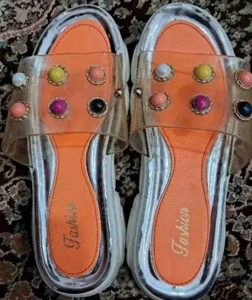 کفش زنانه یا دخترانه|کیف، کفش، کمربند|تهران, دهم فروردین|دیوار