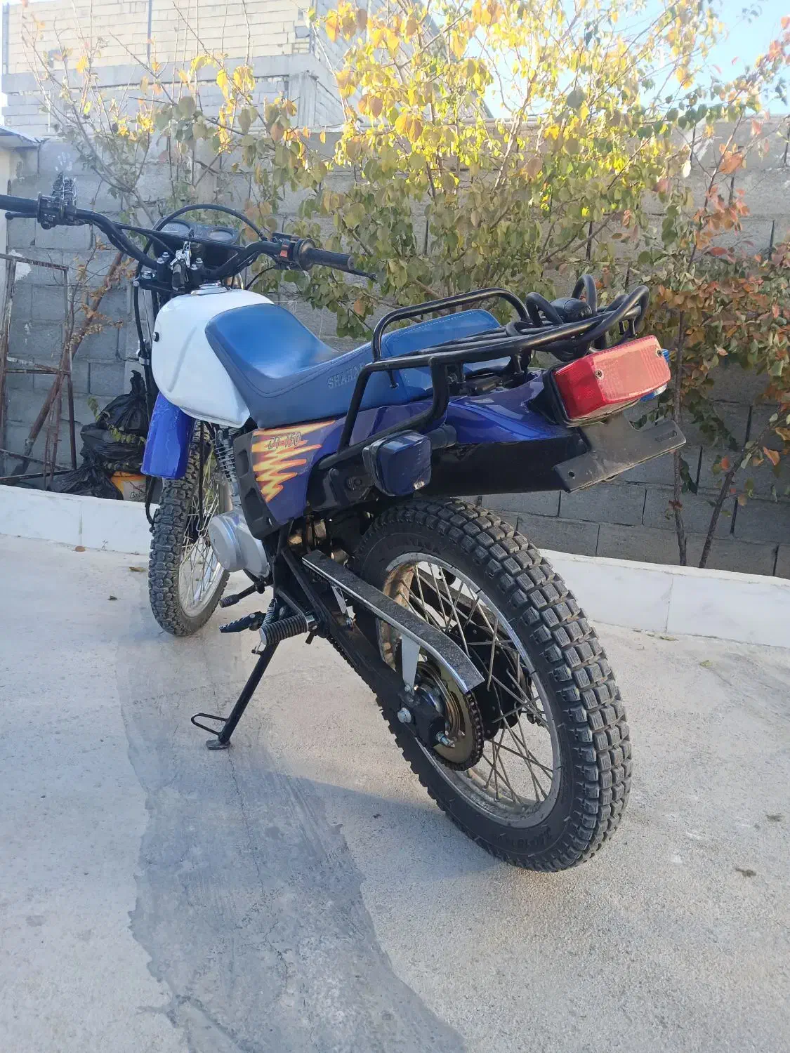 تریل درجه یک|موتورسیکلت|شهرکرد, |دیوار