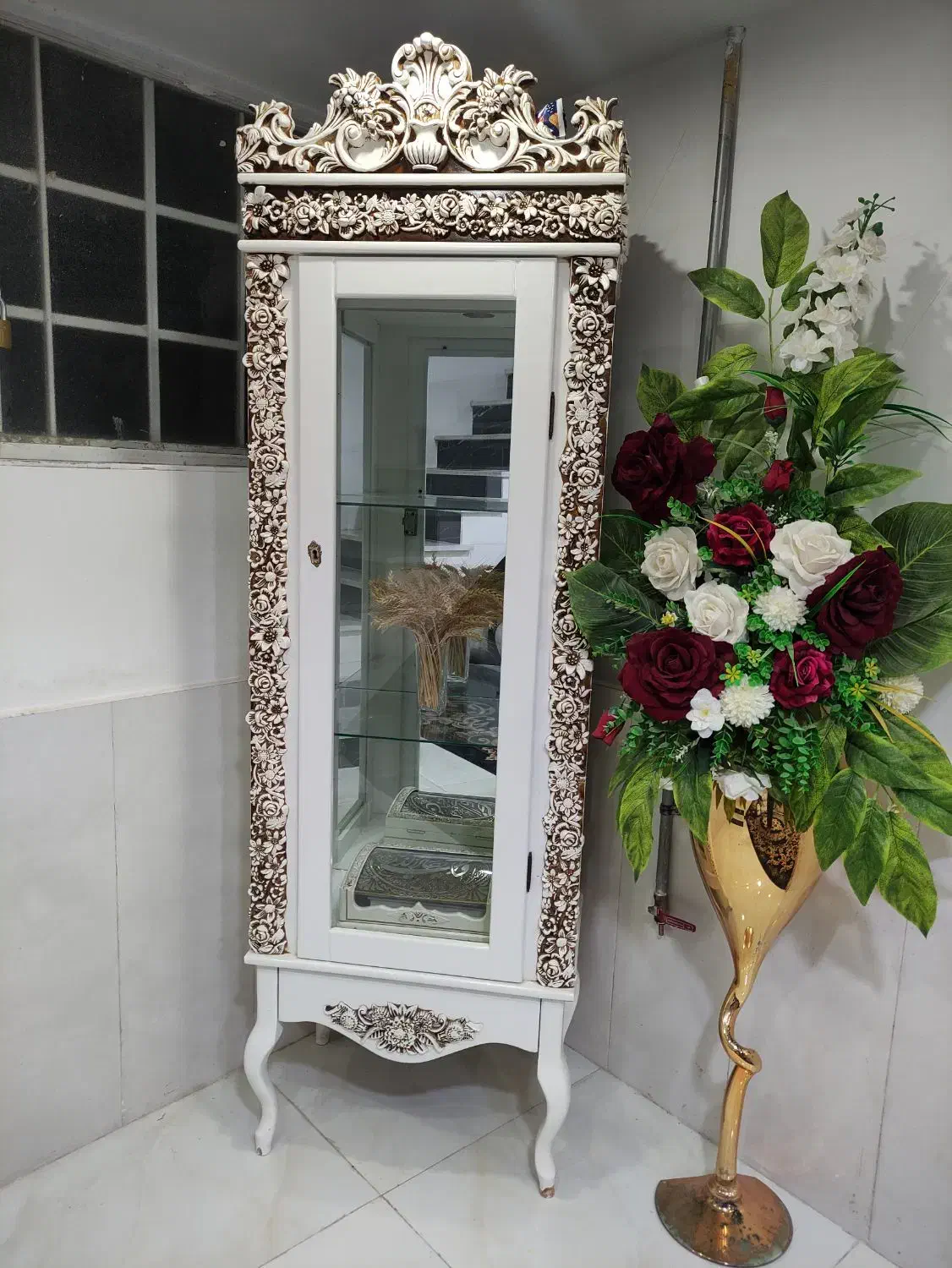 گنجه|بوفه، ویترین، کنسول|تربت‌حیدریه, بی بی حسنیه|دیوار