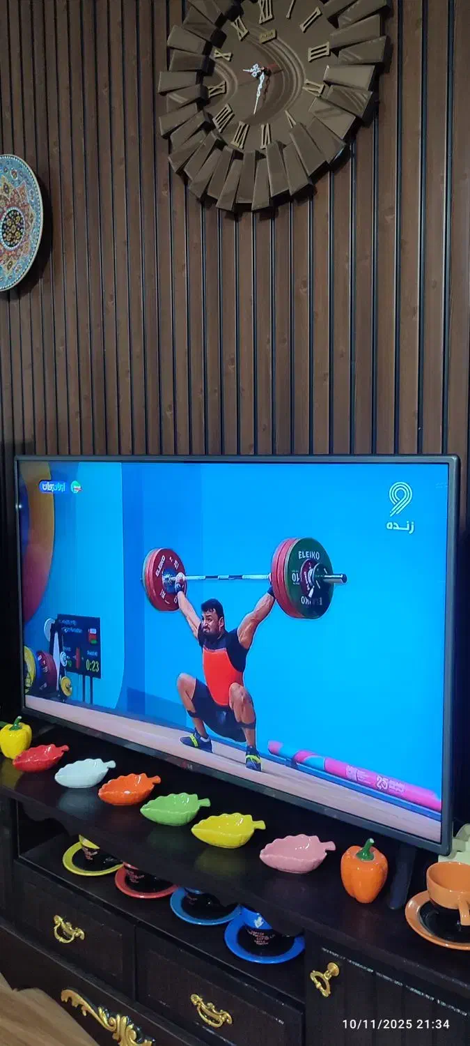 تلویزیون 47اینچ LG|تلویزیون و پروژکتور|رودسر, |دیوار