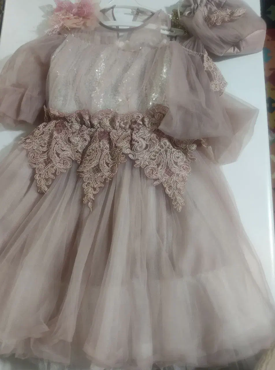 لباس مجلسی|لباس|قیدار, |دیوار