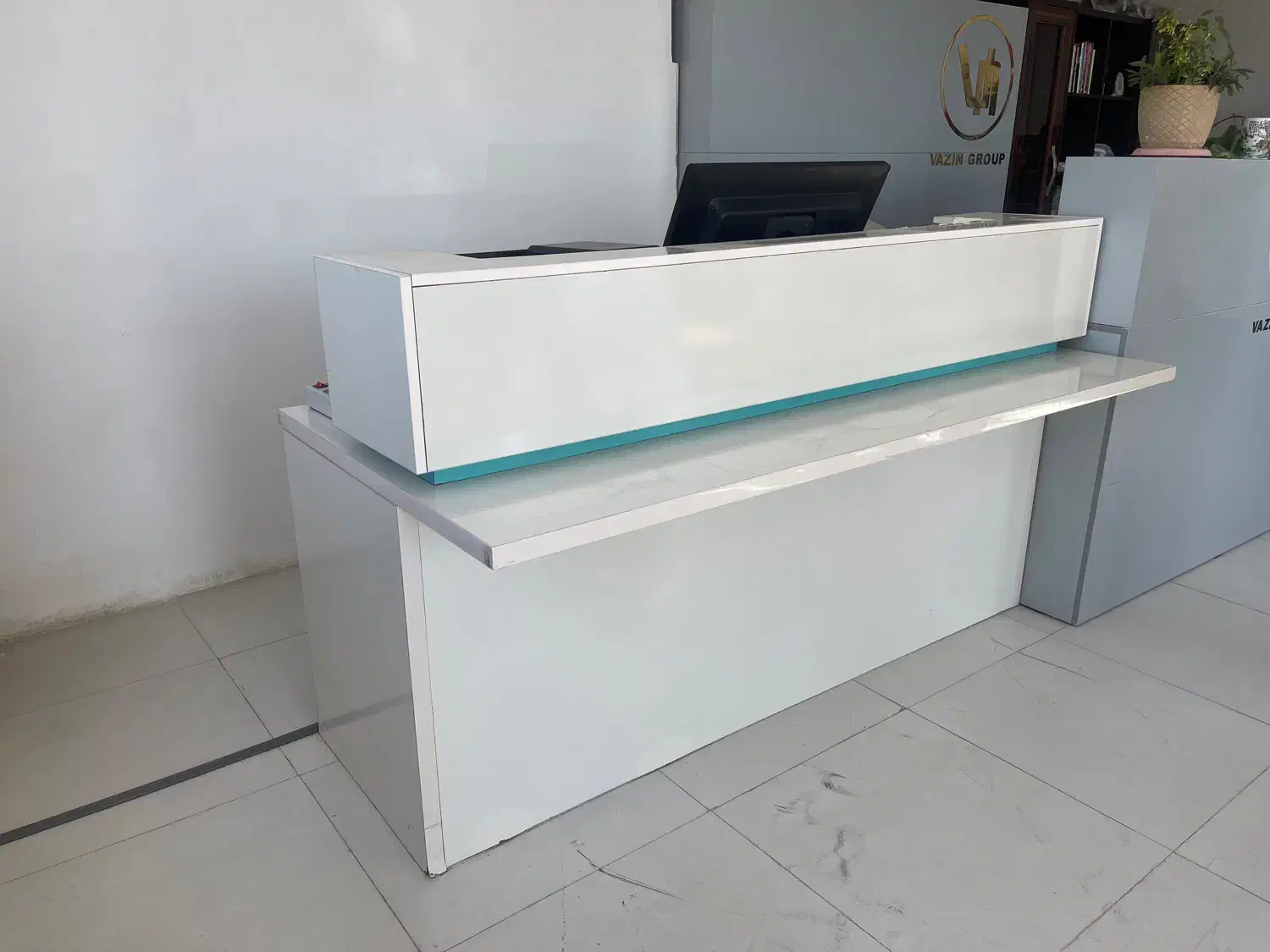 میز کانتر  بسیار محکم و سنگین دستساز|مبلمان اداری|ابهر, |دیوار