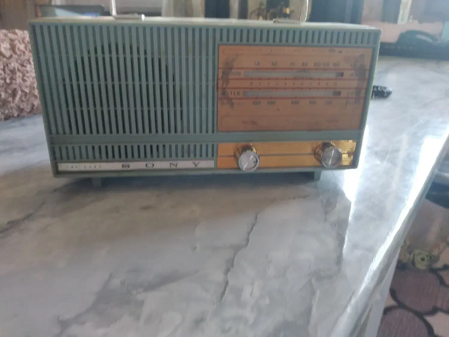 رادیو قدیمی کلکسیونی|کلکسیون اشیاء عتیقه|زیلائی, |دیوار