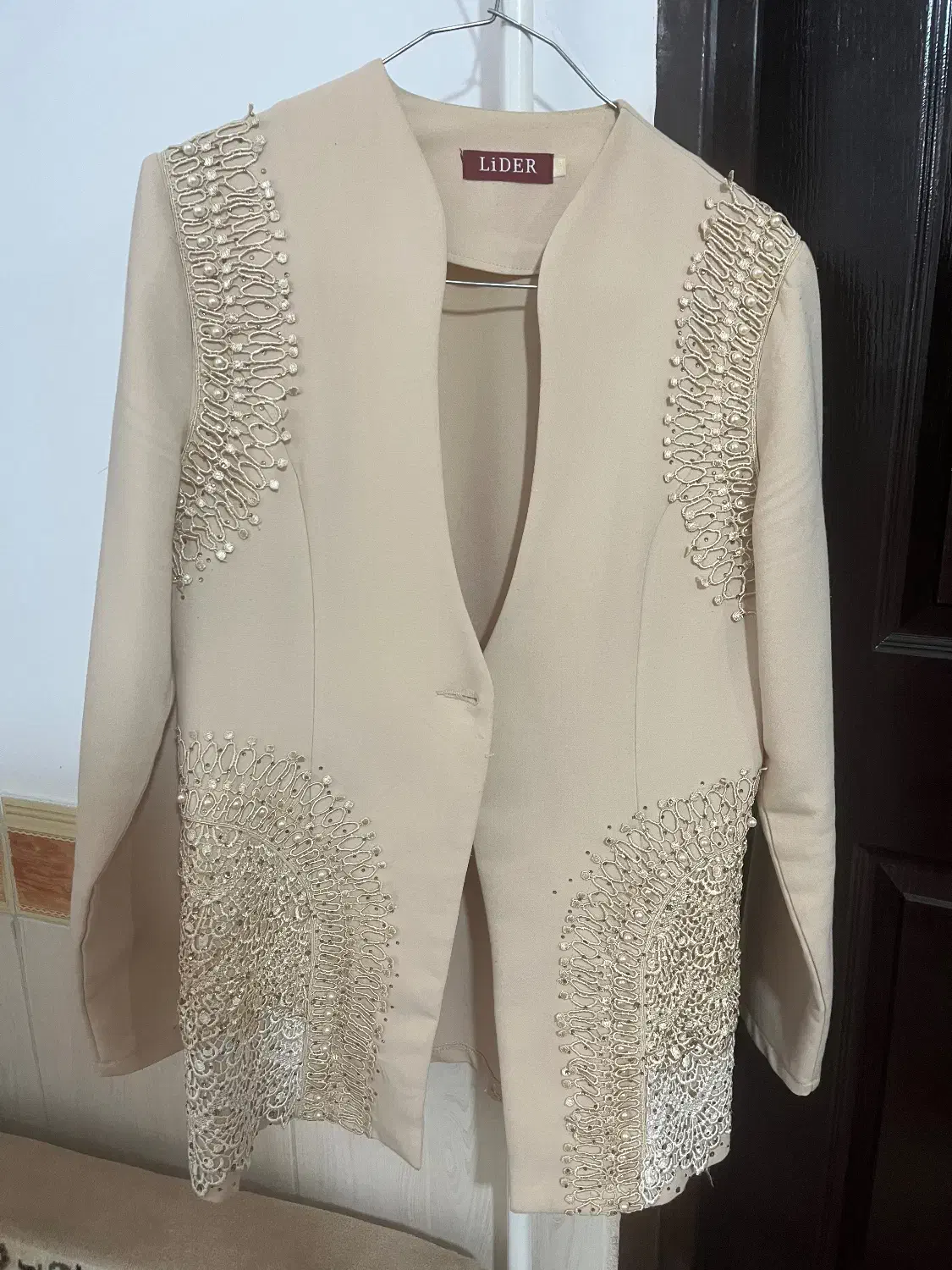 تک کت مجلسی|لباس|زنجان, |دیوار