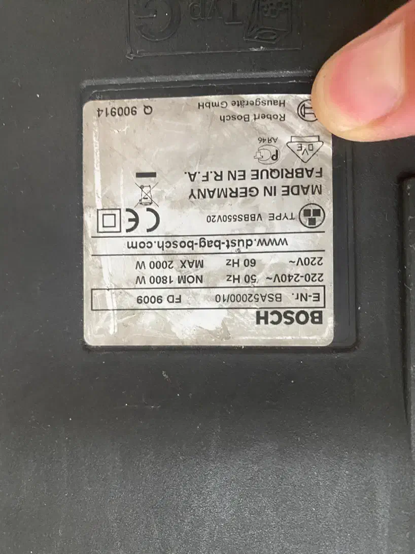 جارو برقی بوش اصلی(نیازبه سرویس)|جاروبرقی، جارو شارژی، بخارشو|رودهن, |دیوار