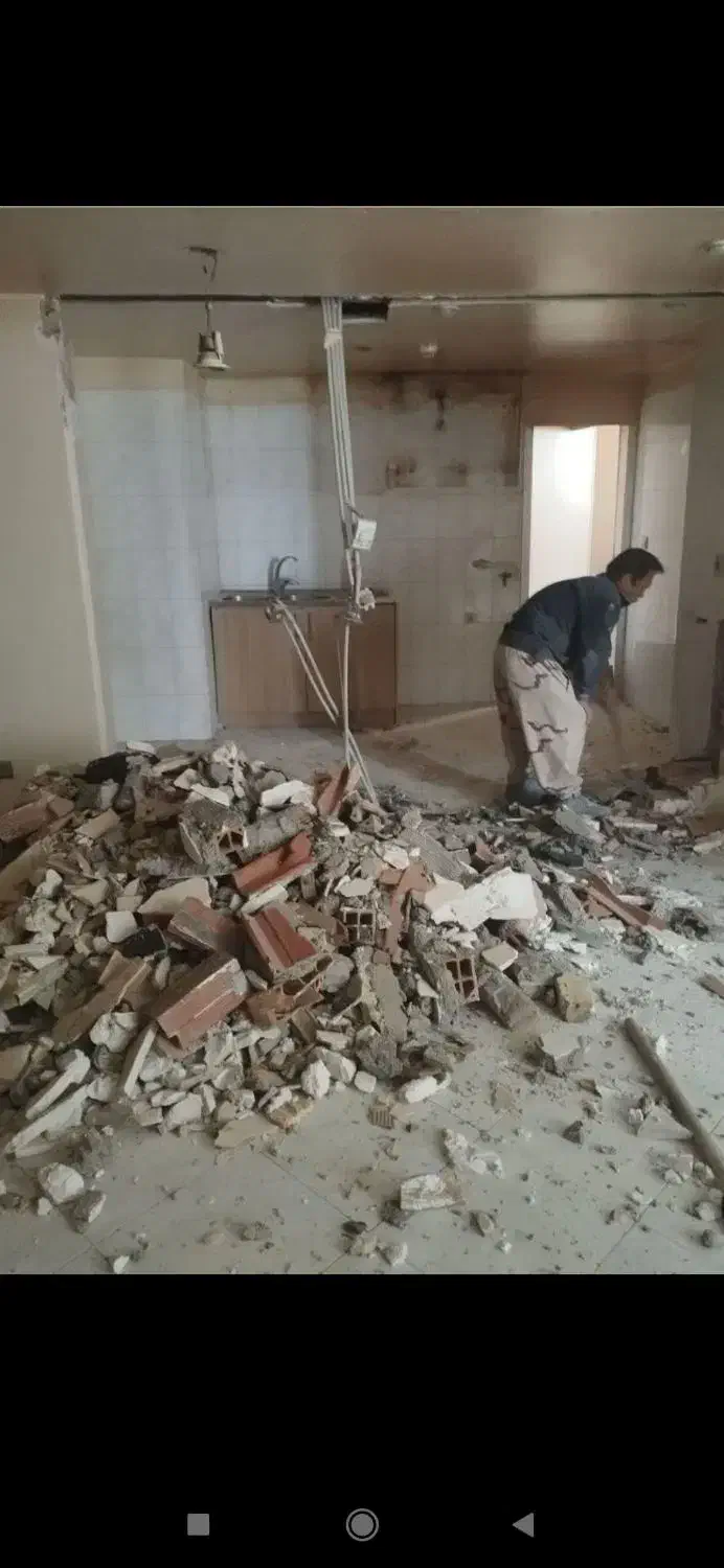 سیمانکاری و تخریب کاری و کف سازی و بتن ریزی|خدمات پیشه و مهارت|قم, انسجام|دیوار