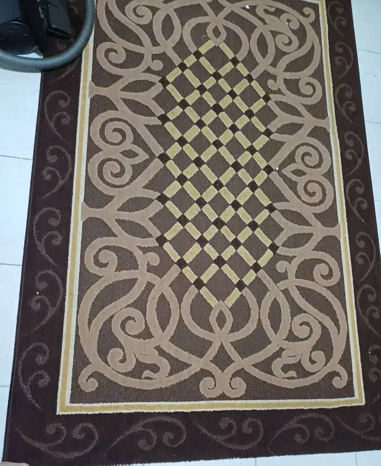 فرش فانتزی سالم بدون پارگی و سوختگی|فرش|تهران, خاوران|دیوار