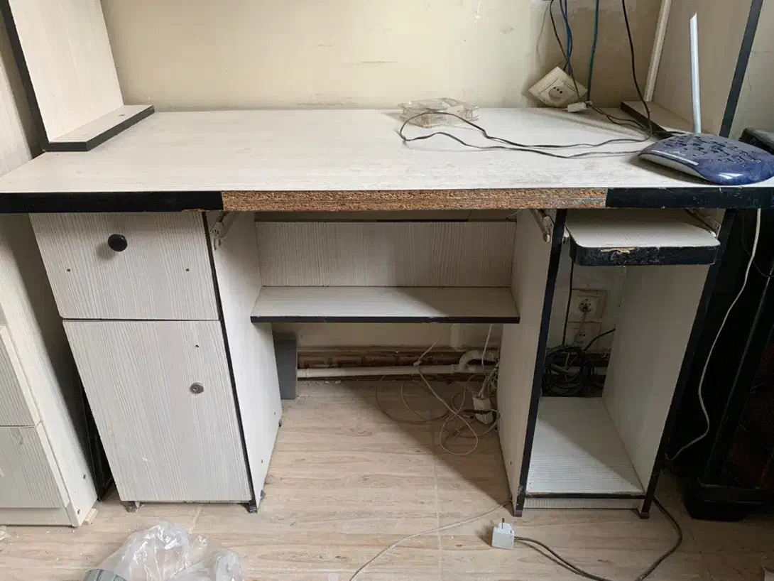 میز و کتابخانه|میز تحریر و کامپیوتر|باقرشهر, |دیوار