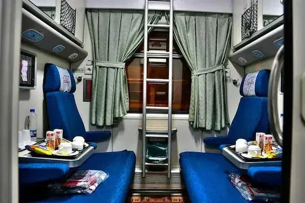 قطار گروهی|بلیت اتوبوس، مترو، قطار|مشهد, نیروی هوایی|دیوار