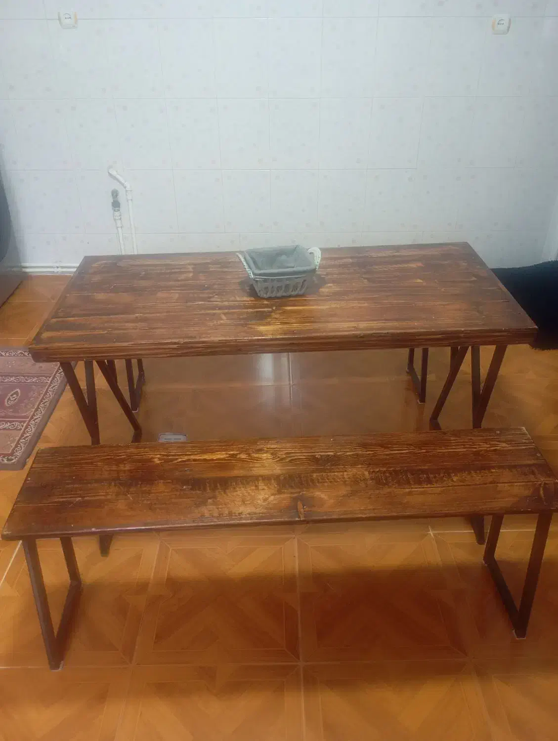 میز نهارخوری|صندلی و نیمکت|کلاردشت, |دیوار