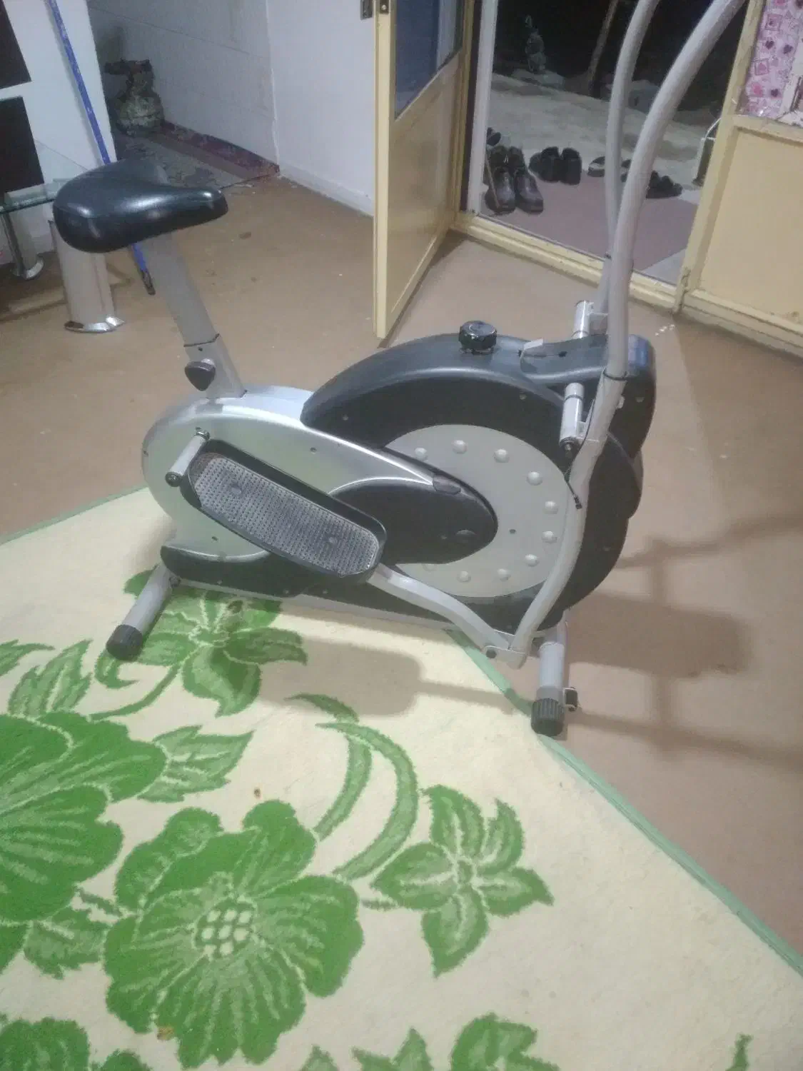 دوچرخه ثابت ورزشی|تجهیزات ورزشی|شهریار, شهرک بهاران (ویره)|دیوار