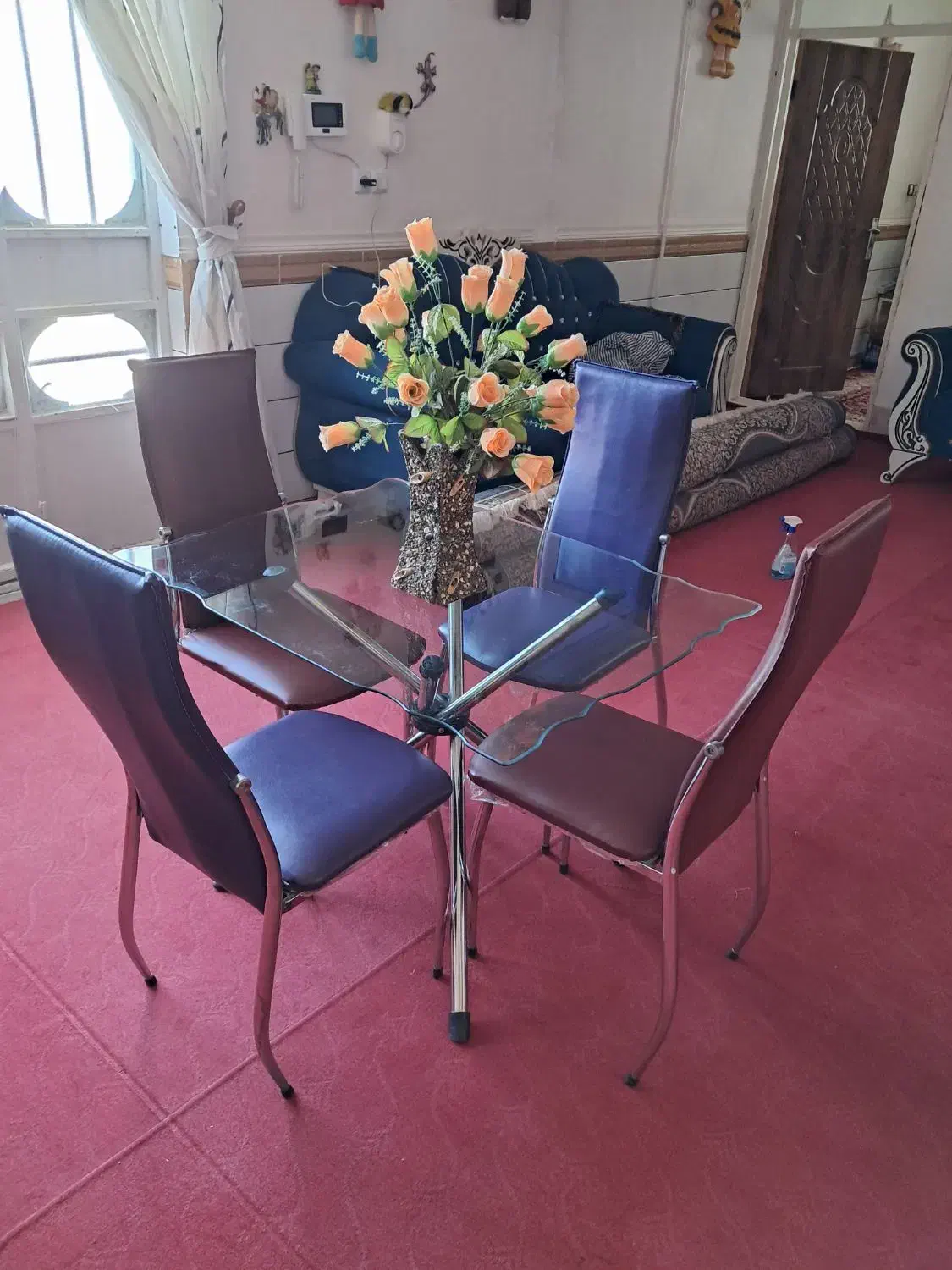 یک عددمیزصندلی آشپزخونه چهارنفره|میز و صندلی غذاخوری|راور, |دیوار