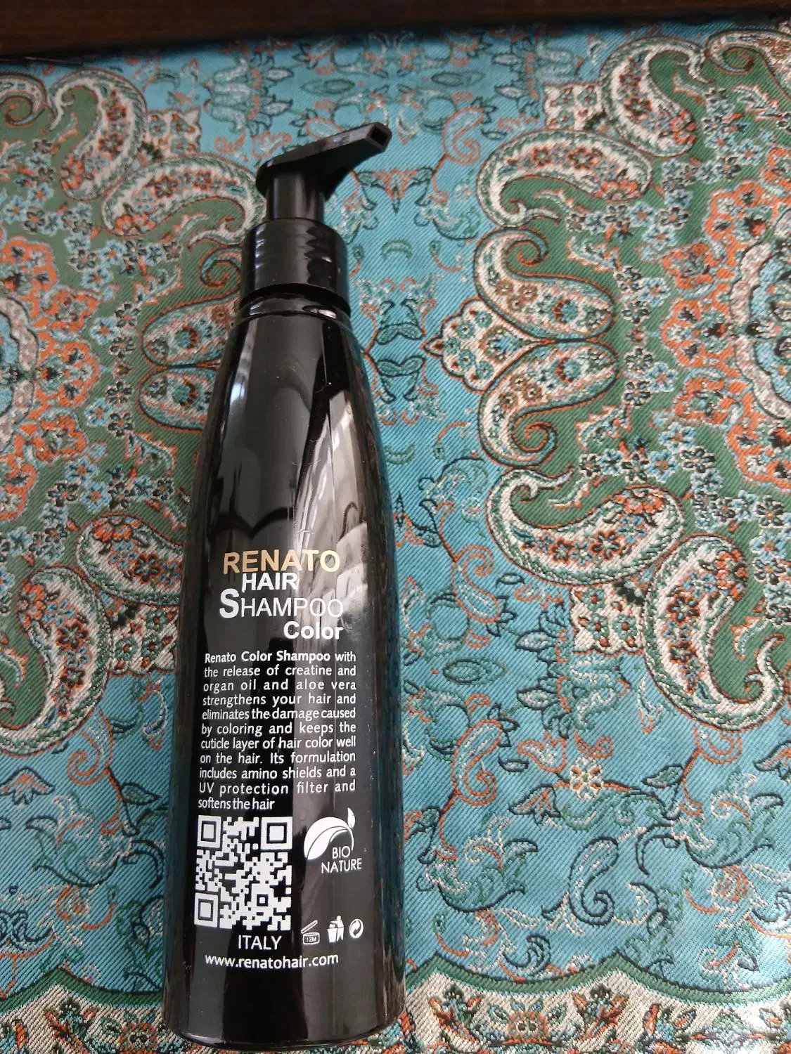 تعدادی لوازم آرایشی|آرایشی، بهداشتی، درمانی|اندیشه, اندیشه فاز ۴|دیوار