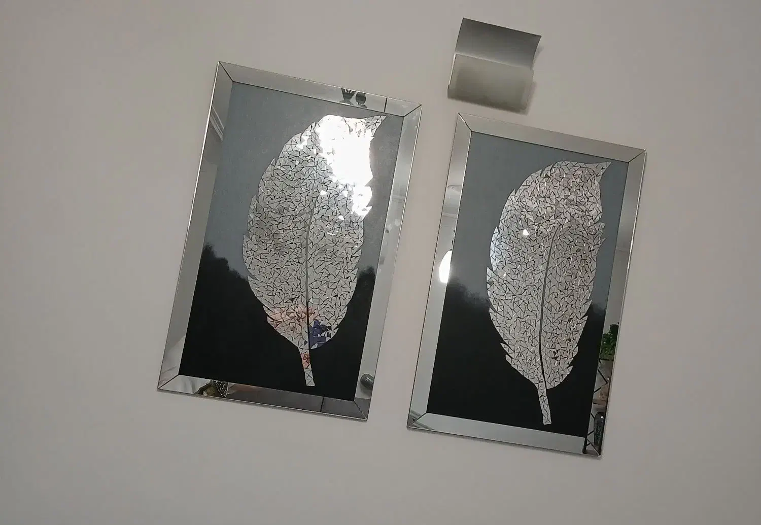 تابلو ایینه کاری طرح پر|صنایع دستی و سایر لوازم تزئینی|بندر انزلی, معلم|دیوار