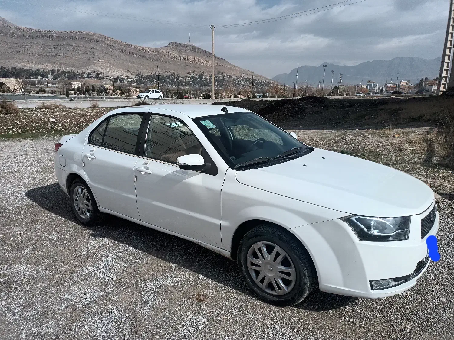 دنا معمولی|خودرو سواری و وانت|خرم‌آباد, |دیوار