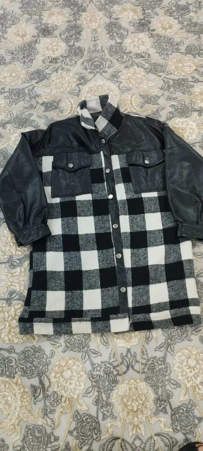 دوعدد کت|لباس|مریوان, |دیوار