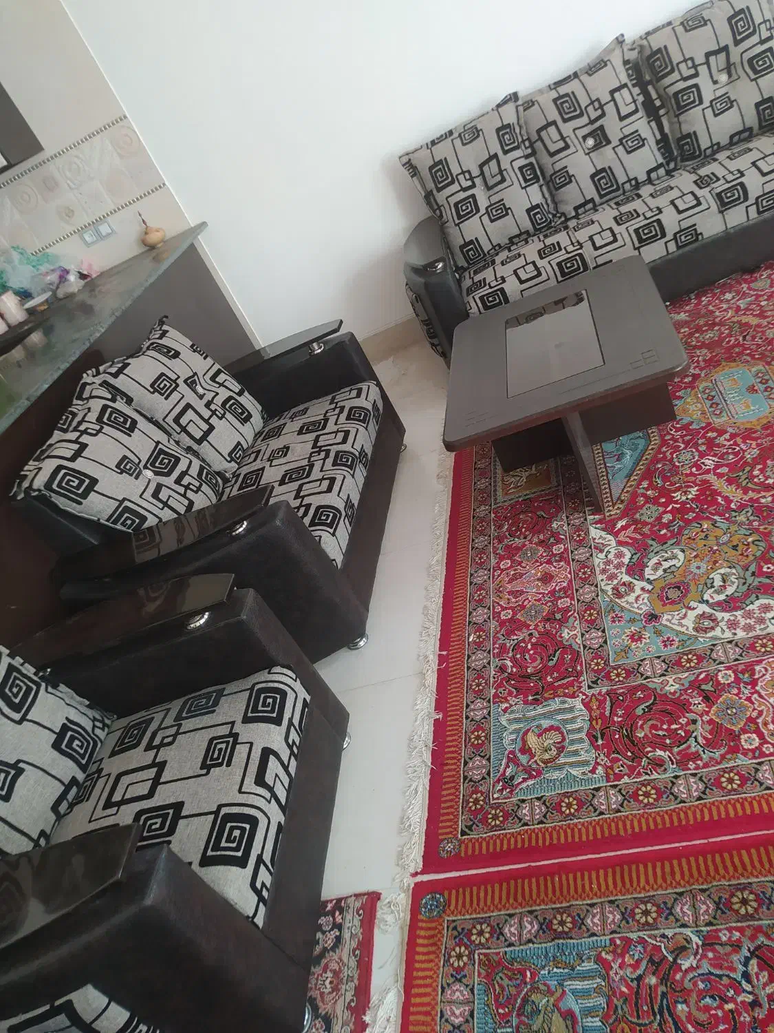 مبل ۷نفره،گل میز|مبلمان خانگی و میز عسلی|فسا, |دیوار
