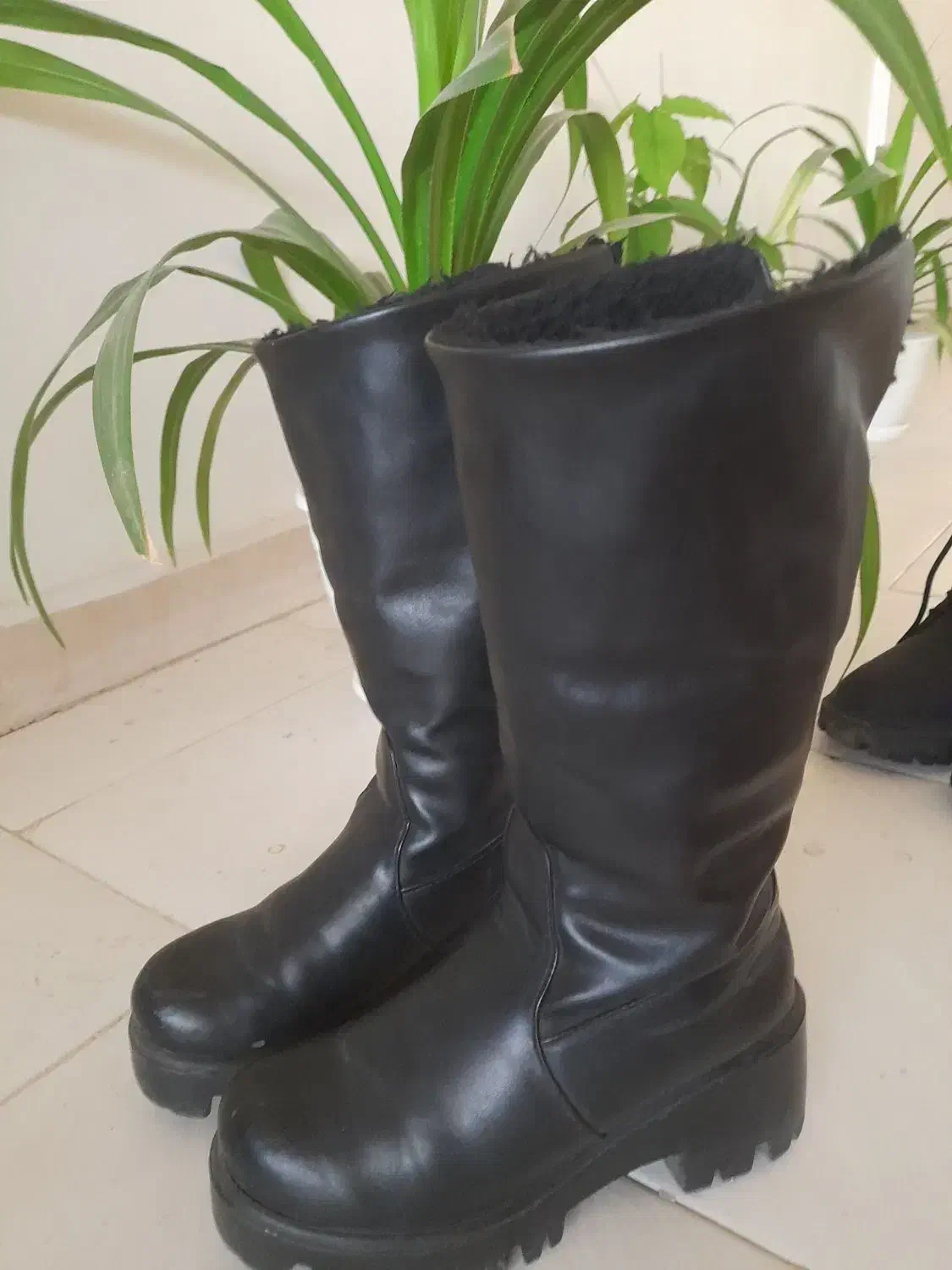 پوتین دخترانه|کیف، کفش، کمربند|ماهدشت, |دیوار