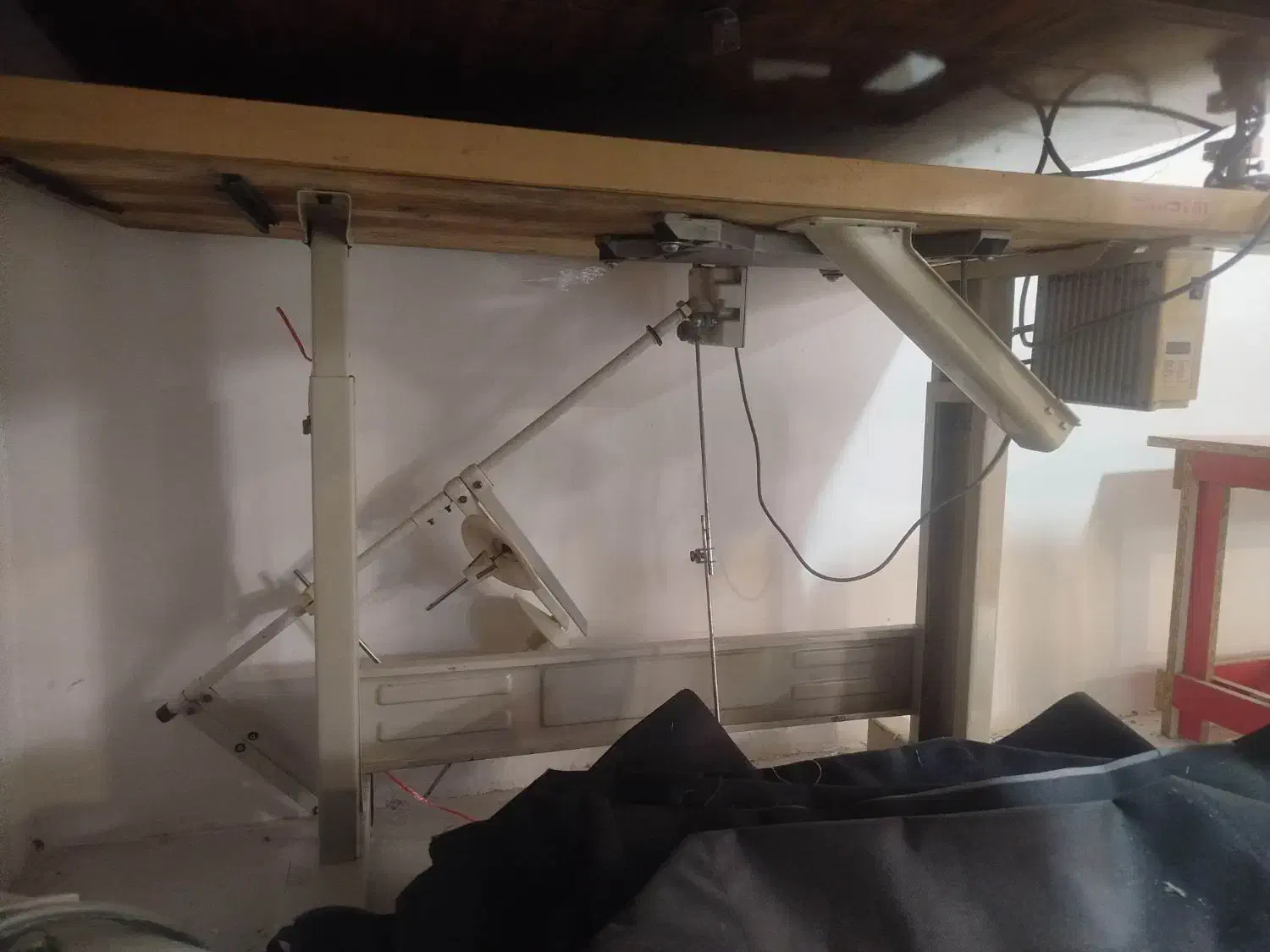 چرخ گاندوز سان استاراصل|چرخ خیاطی و ریسندگی|گلبهار, شهر جدید گلبهار|دیوار