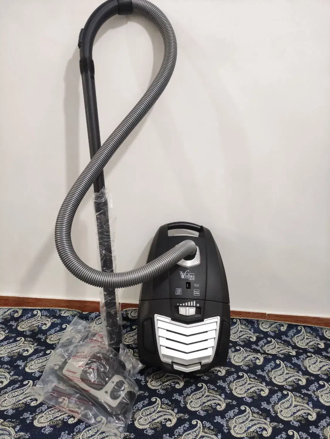 جارو برقی ویداس ۲۴۰۰ وات|جاروبرقی، جارو شارژی، بخارشو|رشت, حمیدیان|دیوار