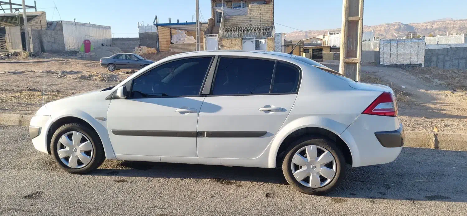 مگان ۱۶۰۰|خودرو سواری و وانت|کوهدشت, |دیوار