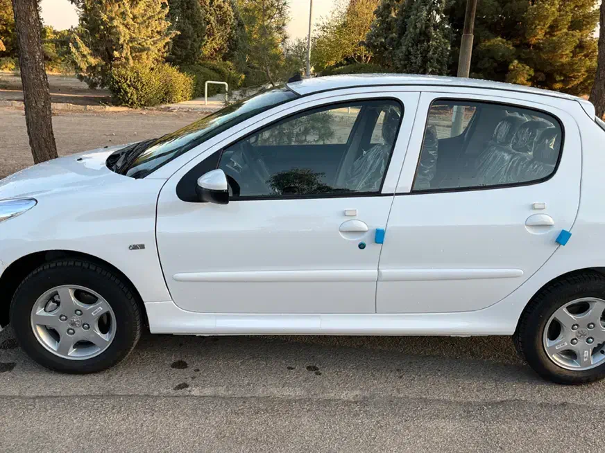 ۲۰۷ اتومات tu5pصفر کیلومتر|خودرو سواری و وانت|اصفهان, سپاهان‌شهر|دیوار