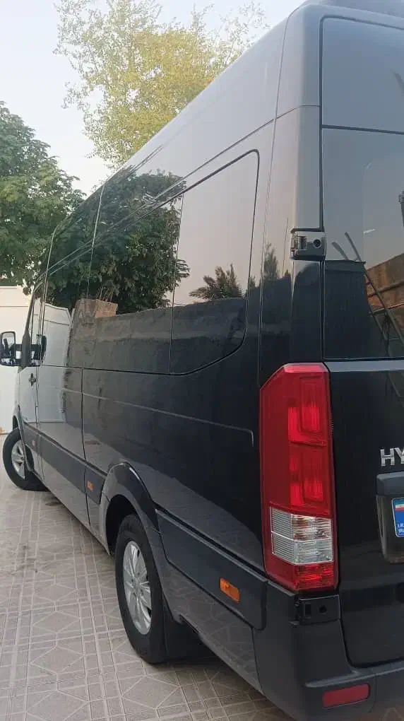 مینبوس  اچ 350|خودرو سنگین|اسیر, |دیوار