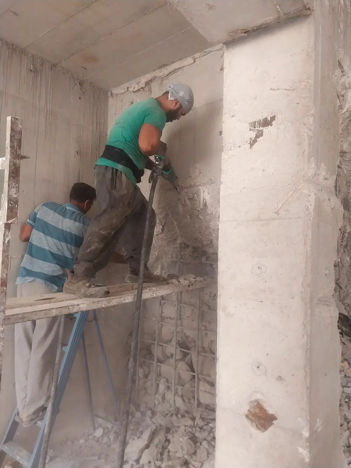 تخریب ساختمان اصغری|خدمات پیشه و مهارت|آزادشهر, |دیوار