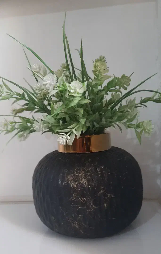 گلدان گل مصنوعی  شیک  ماندگار  و گلدان|گل مصنوعی|رشت, سعدی (تختی)|دیوار