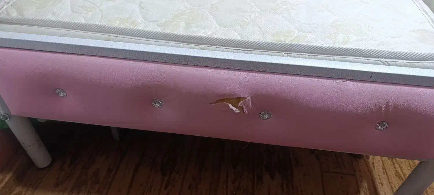 تخت خواب تمیز|تخت و سرویس خواب|تربت جام, معدآباد|دیوار