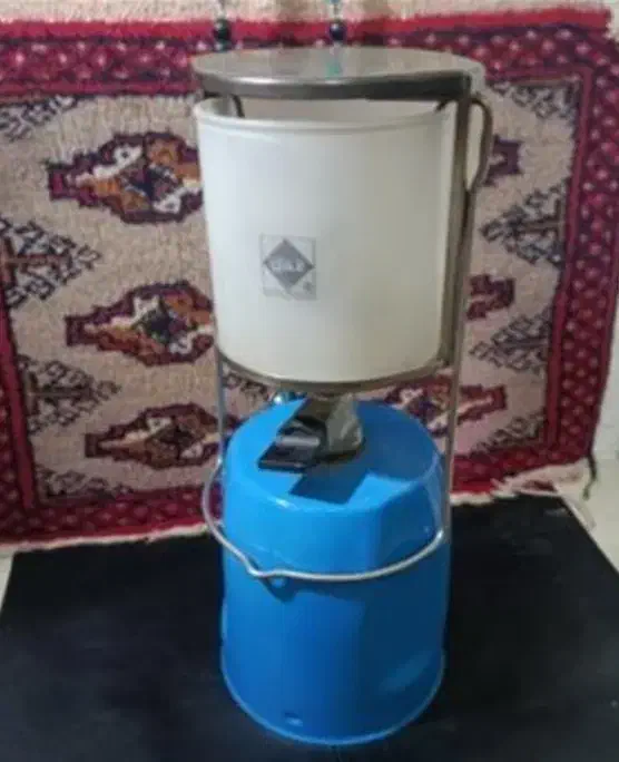 چراغ توری قدیمی فرانسوی به شرط روشن شدن|کلکسیون اشیاء عتیقه|ایلام, |دیوار