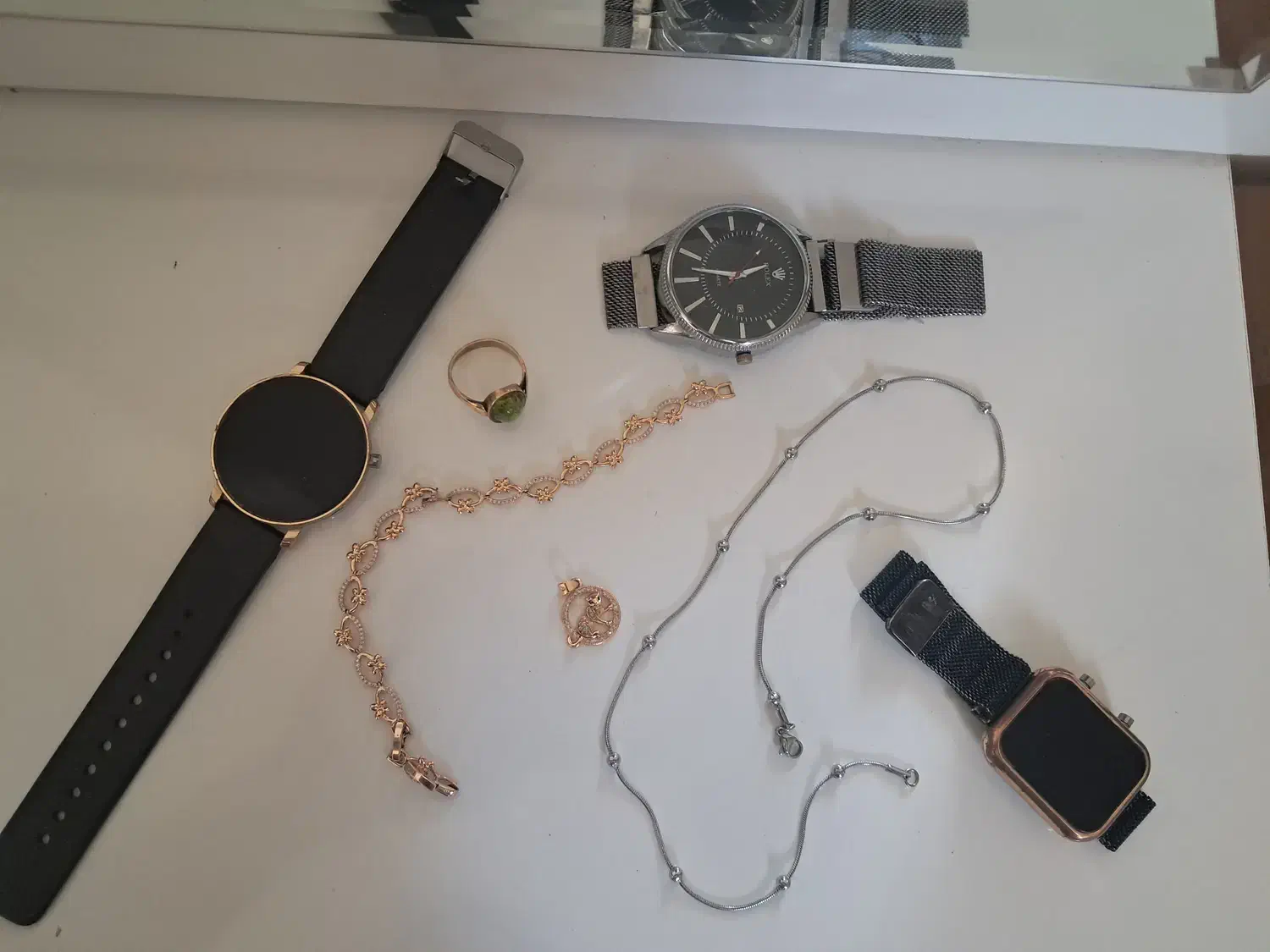 بدلیجات|بدلیجات|شیروان (خراسان), |دیوار