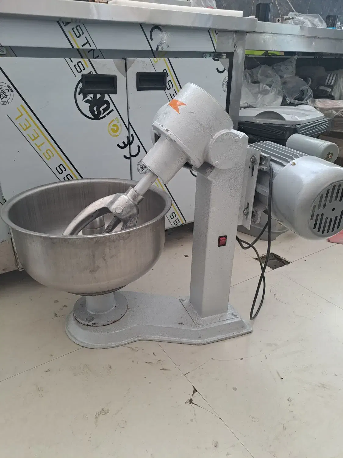 خمیرگیر دینام صنعتی ۱۵ کیلویی|فروشگاه و مغازه|تهران, شهرک استقلال|دیوار